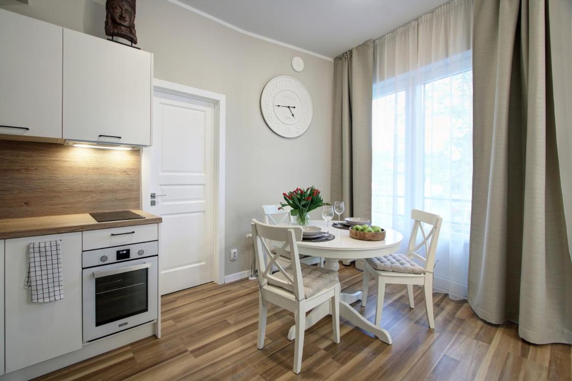 Alve Apart Hotel Jūrkalne Exteriör bild